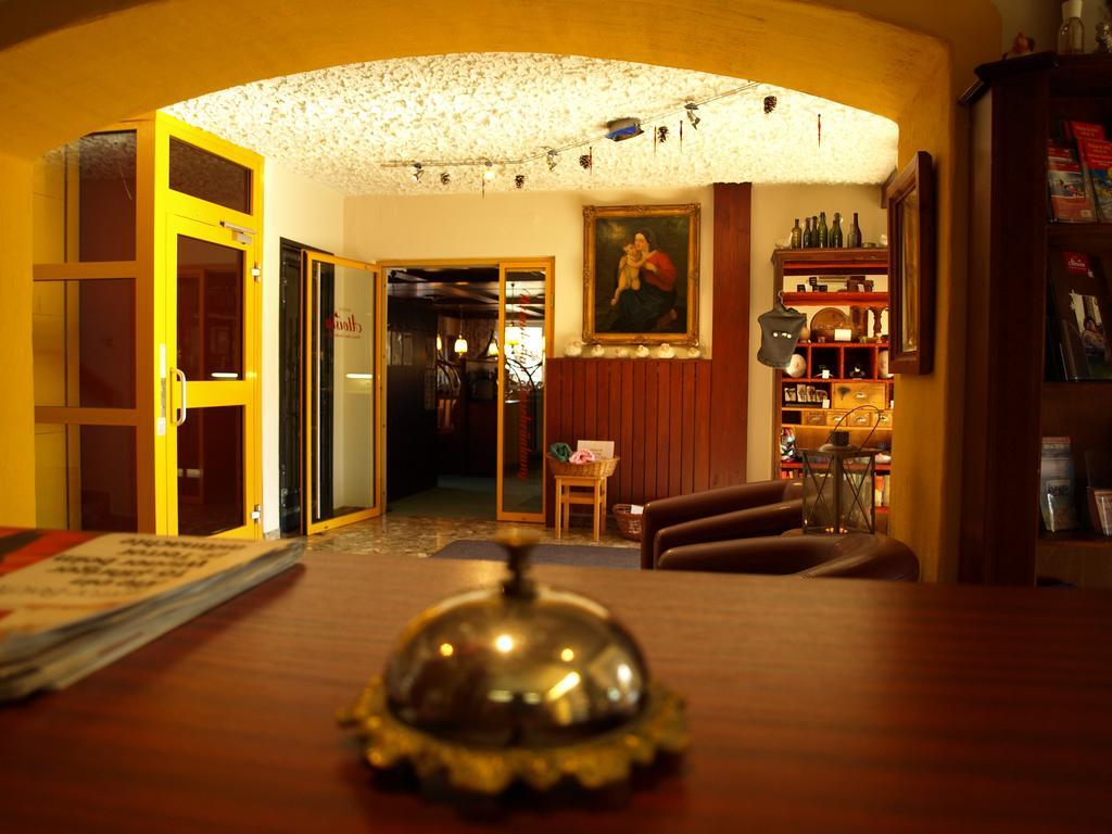 Hotel Aloisia, Hotel Garni Mariapfarr Extérieur photo