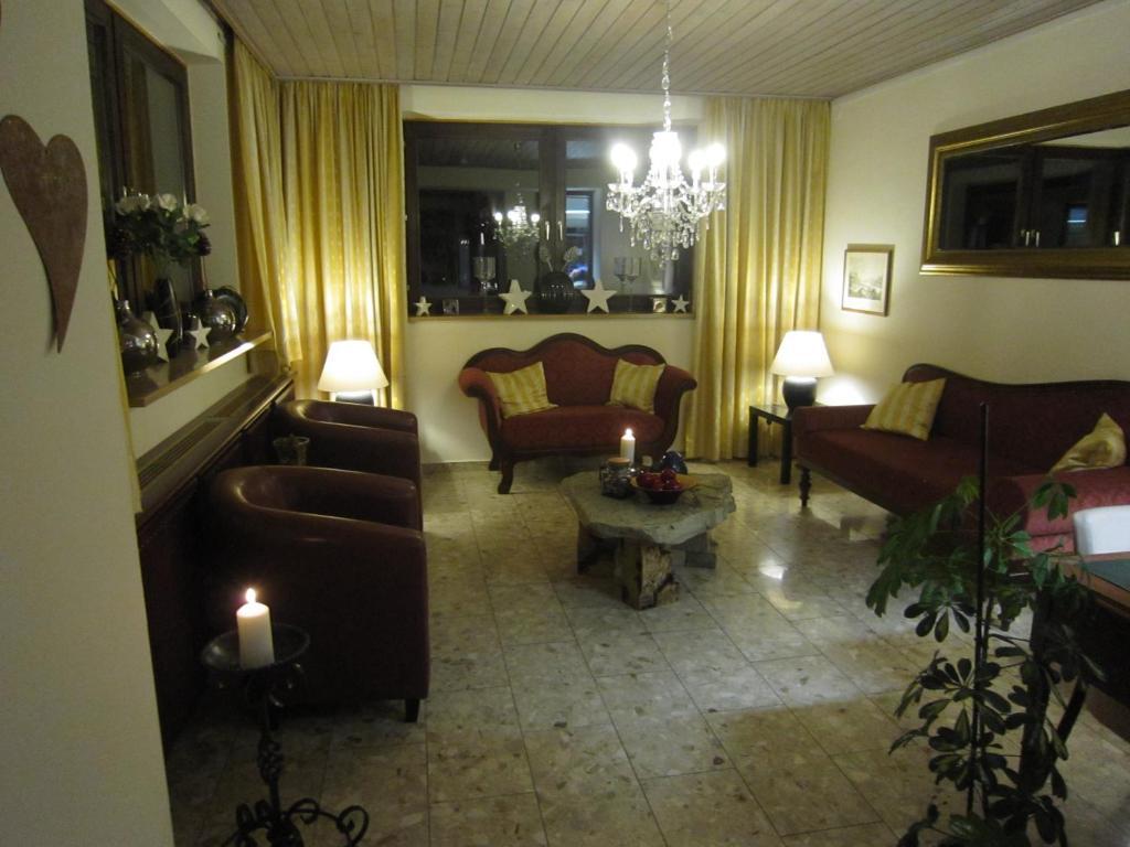 Hotel Aloisia, Hotel Garni Mariapfarr Extérieur photo
